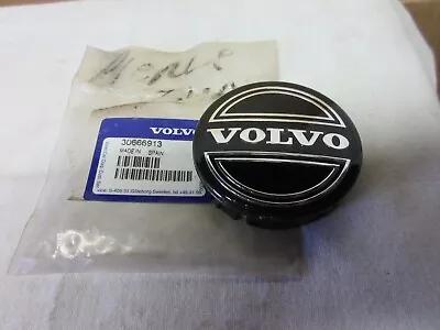 Original Volvo NOS Center Cap  30666913 Fits S60 V70 XC70 S80 XC90  V40 C30 • $10.50