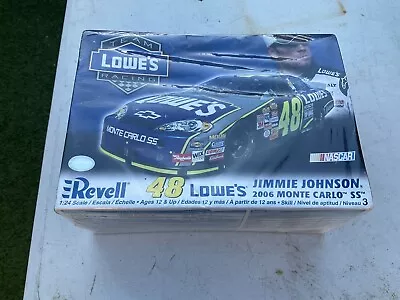 Model Kit  Nascar Lowes Jimmie Johnson 2006 Monte Carlo Ss  . By Revell 1:24 • £10.50