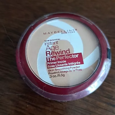 Maybelline New York Instant Age Rewind The Perfector Powder - Light/Medium 30 • $10.99