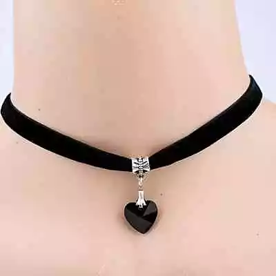 Gothic Velvet Heart Crystal Choker Gothic Pendant Necklace Retro Necklace Trendy • $12.98