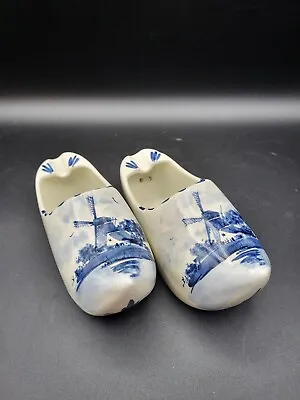 Delft Blue Ceramic Dutch Shoes Clog Ashtray Hand Painted Blue White VTG  • $12