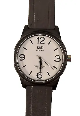 Mens QQ Casual Black Plas Case White Dial Black Rubber Band Analog Watch New Bat • $14.88