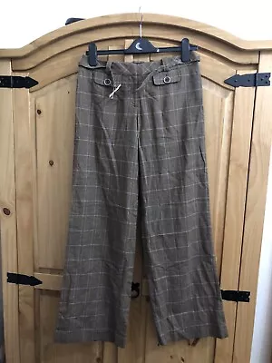 Ladies Size 8 KAREN MILLEN Brown Check Trousers • £5