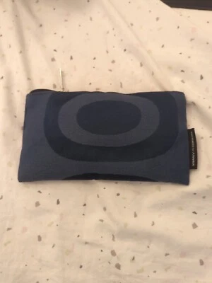 £0.99 • Buy Finnair Premium Economy Amenity Kit 3