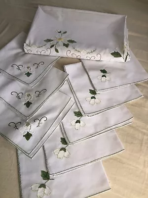 $38 • Buy Vintage TABLECLOTH / 8 NAPKINS , Appliquéd/Embroidered Flowers White Green