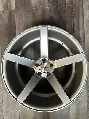 20  Vossen Cv3 Silver 20x10.5 5x112 Et:30mm Cb:66.56 Replacement Wheel Open Box • $400