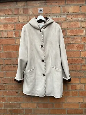 £60 • Buy Orvis Womans Faux Sheepskin Cream Hooded Coat Size L/G 16/18