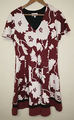 Signature By Robbie Bee Women's Dress Burgundy White Floral Short Sleeve Size PL • $9