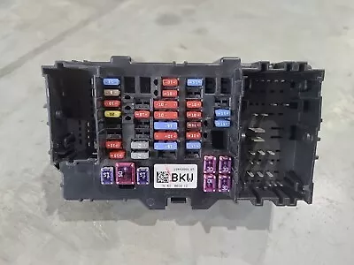 14 15 16 17 Chevy Silverado Interior Cabin Fuse Box Relay Block Panel 23443945 • $39.50