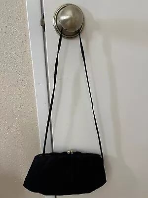 Vintage Unbranded Black Satin Clutch & Shoulder Bag Purse Kiss Lock • $12