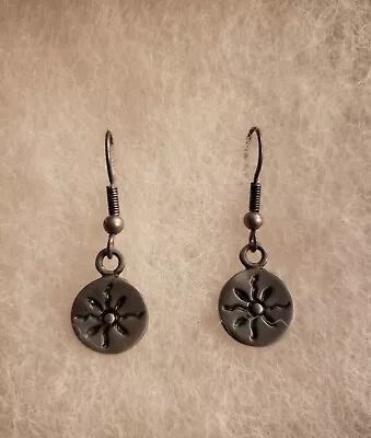 Summer Sun Pewter Earrings Gray Grey Matte Round Circle French Hook Dangle • $11.99