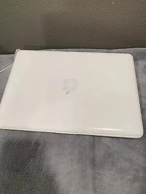 Apple MacBook A1342 13.3  Laptop - MC207LL/A (October 2009) • $150