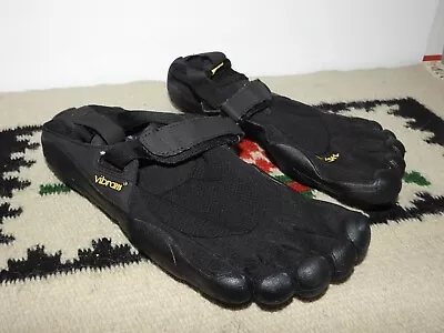 VIBRAM FIVEFINGERS Women's Barefoot Athletic Shoes Black Color Sz 41/9-9.5 Great • $24.99