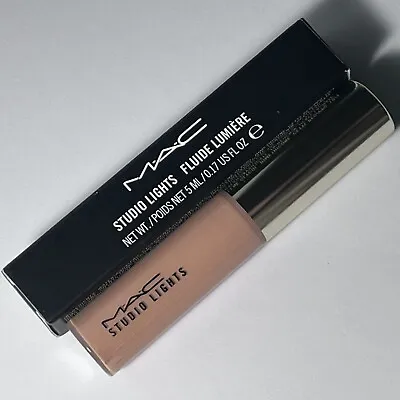 BNIB MAC *SAND* Studio Lights Concealer Highlighter ~ Natural Peach • $13