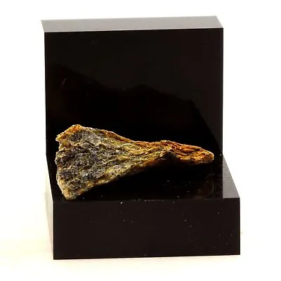 Millerite. 17.11 Ct. Estrie Quebec Canada. • $50.48