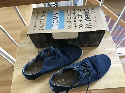 Toms Womens Paseo Sneakers Navy Canvas Shoes Size 9.5 • $15.99