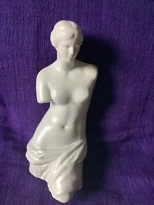 Venus De Milo Statue 10” Ancient Sculpture White Cream Colored 🌺 • $69