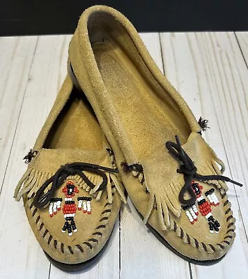 Minnetonka Moccasin Thunderbird Beaded Fringe Women Size 9 Suede Leather Shoe • $28