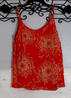 Cabi Women's Top Size M Sleeveless Red Floral Round Neck • $9.86