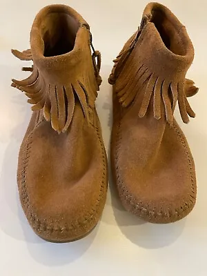 Minnetonka Golden Brown Suede Leather Zip Fringe Ankle Boots Moccasins Sz 8 • $15