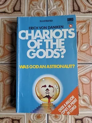 UFO Alien Chariots Of The God's By Erich Von Daniken 1975 Vintage Paperback  • £15