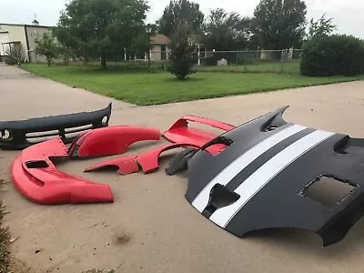$3150 • Buy Dodge Viper Hood, Bumpers, Window Roof, Fenders—92,95,98—w/repairable Damage