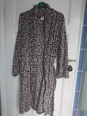 Ladies Animal Print Dressing Gown XL • £11