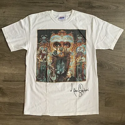 Michael Jackson Dangerous Mens Medium T-Shirt Album Cover Graphic Tee 2009 White • $33.95