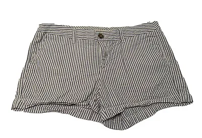 Merona Shorts Womens Size 6 Grey White Stripe Seersucker Boyfriend  (sho1103L) • $10.99