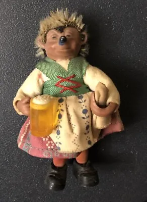 Vintage Peter Original Figuren Mecki Hedgehog Bartender Figurine Austria 4  • $19.99