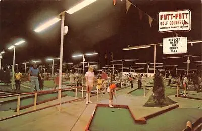 TAMPA Florida FL   PUTT-PUTT GOLF COURSE Indoor Miniature Golf ROADSIDE Postcard • $12.92