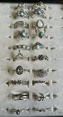 Joblot 20 Ladies Rings • £5