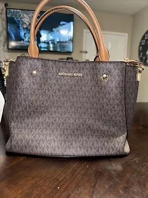 Michael Kors Handbag Used • $55