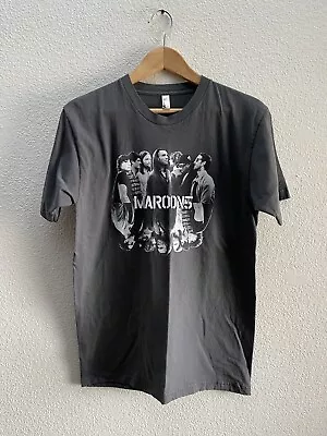 Maroon 5 2016 Tour Official Dates On Back Short Sleeve Gray T-Shirt Men's Medium • $14.97