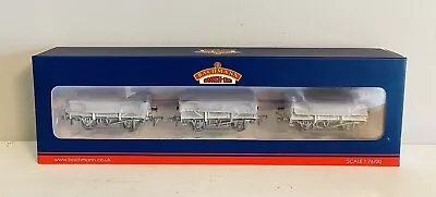 Bachmann 33-080TL LTD ED 3x BR Bauxite Weathered China Clay Wagons Flat Hoods • $153.19