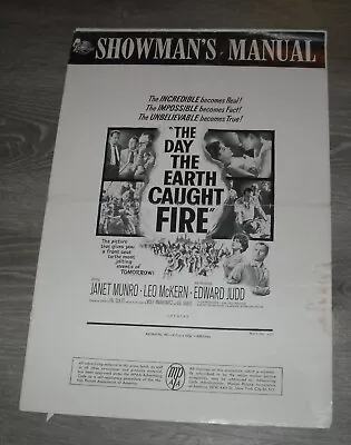 The DAY The EARTH CAUGHT FIRE PROMO SCI-FI MOVIE PRESSBOOK 1961 JANET MUNRO • $9.99