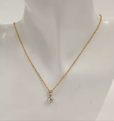 Beautiful 9ct 375 Yellow Gold Chain With Cubic Zirconia Pendant 1.76g • £24