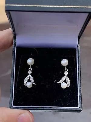 14ct Gold Diamond Cultured Pearl Earrings Boxed • £97.25