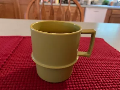 Tupperware Stacking 10 Oz Cup Mug 1312-7 Vintage Green • $16.95