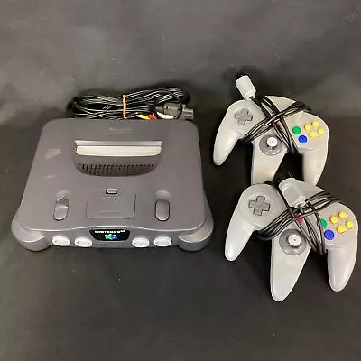 Nintendo 64 Console & 2 Controllers In Carry Bag *UNTESTED* (1A) MO#8698 • $72