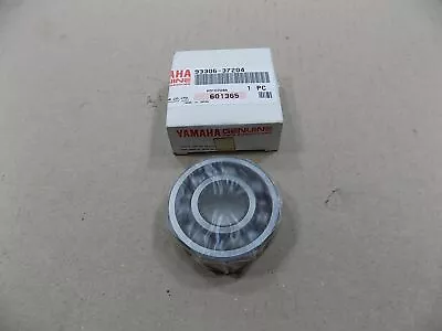 New Nos Oem Yamaha Crank Bearing / 93306-37204 / 05-20 Yz125 Yz 125 • $19.92