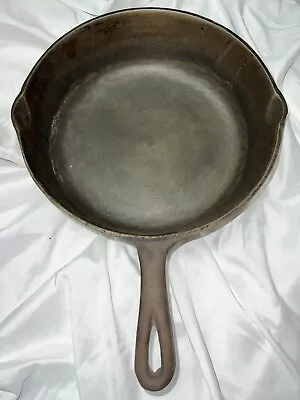 Cast Iron Chicken Fryer No 8 Vintage 8G1 • $65