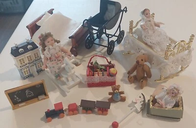 £23.99 • Buy 1/12 Dolls House Nursery , Dolls & Lots Of Accessories 