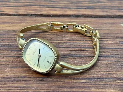 Vintage ACCUREX 17 Jewels Incabloc Swiss Ladies Wrist Watch Gold-Toned  • $40