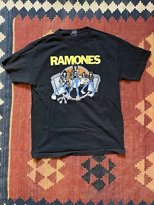 Vintage Ramones Road To Ruin Punk Rock Tour T Shirt Men's Size Large • $40