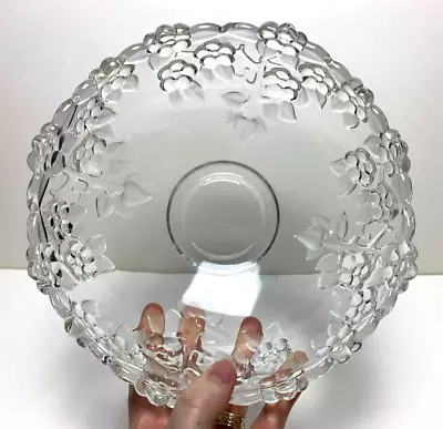 Excellent! MIKASA CRYSTAL GLASS Carmen Frosted EMBOSSED Clear FLORAL BOWL • $20.99