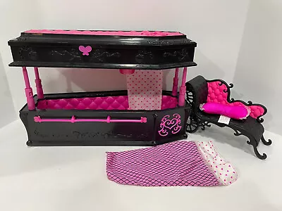 Mattel Monster High Dead Tired Draculaura Coffin Bed Jewelry Box 2010 Set • $29.99