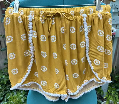 MOSSIMO Supply Co.  BOHO Flower Print Yellow Shorts Womens Size M • $7.99