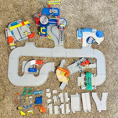 Vintage HOT WHEELS World Super City Highway LOT Mattel Roadway Track & Buildings • $129.95