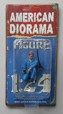 MECHANIC TONY INFLATE TIRE AMERICAN DIORAMA 1:24 Scale Figurine 3  Male Figure • $7.49